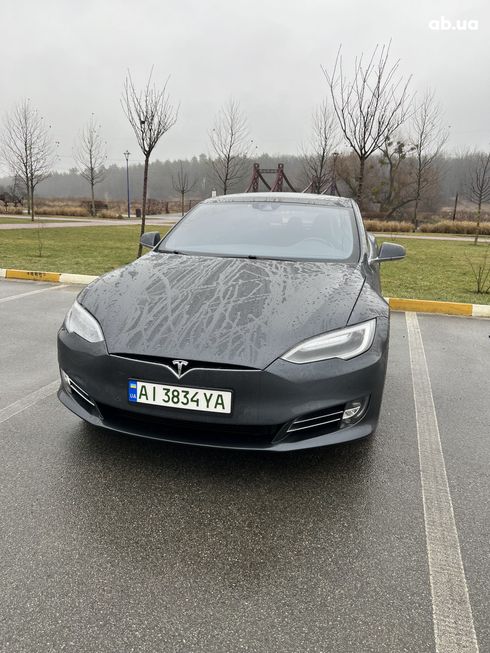 Tesla Model S 2016 серый - фото 10