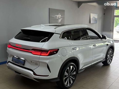 BYD Song Plus 2025 - фото 11