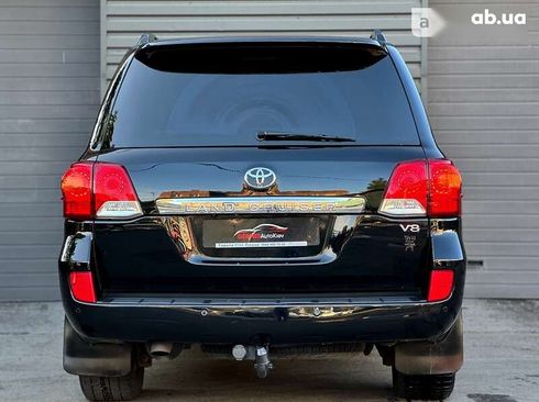 Toyota Land Cruiser 2013 - фото 6