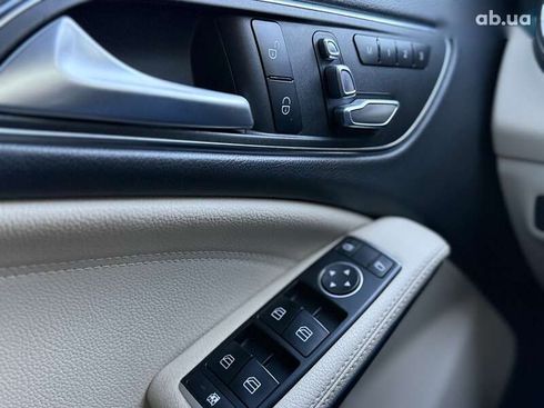 Mercedes-Benz CLA-Класс 2018 - фото 27