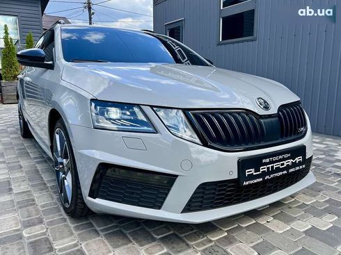 Skoda Octavia 2020 - фото 13