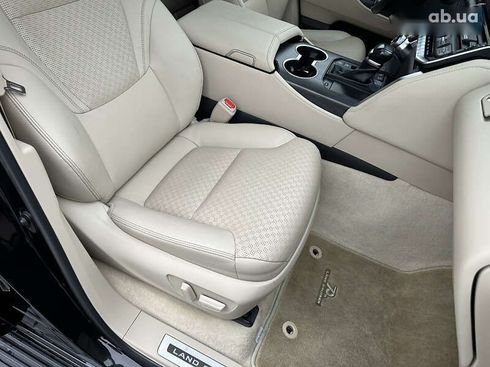 Toyota Land Cruiser 2021 - фото 27