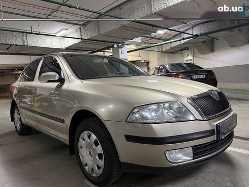 Skoda Octavia 2005 - фото 2