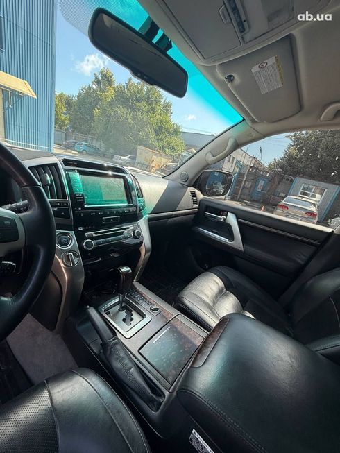 Toyota Land Cruiser 2012 - фото 14