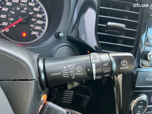 Mitsubishi Outlander 2017 серый - фото 45