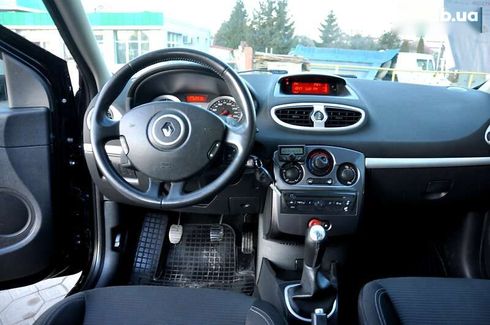 Renault Clio 2012 - фото 22