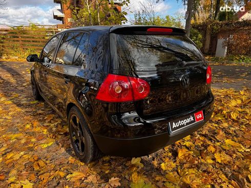 Volkswagen Golf 2004 черный - фото 8