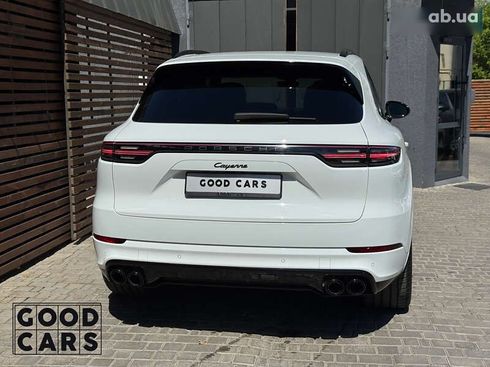 Porsche Cayenne 2018 - фото 13