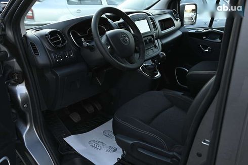 Opel Vivaro 2015 - фото 21