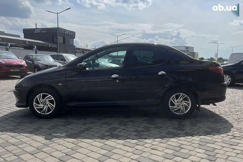 Peugeot 206 2008 - фото 4