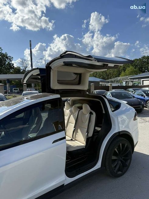 Tesla Model X 2018 - фото 14