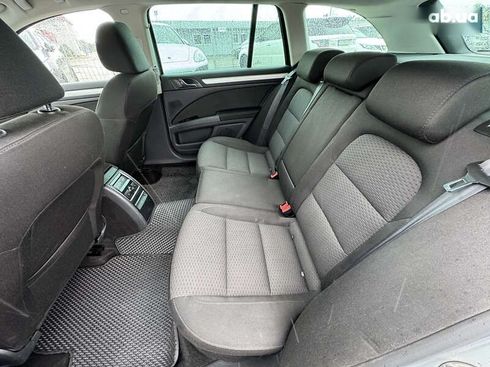 Skoda Superb 2011 - фото 25