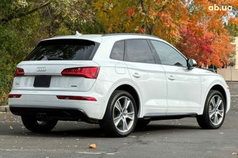 Audi Q5 2019 белый - фото 5