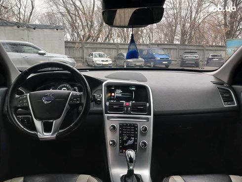 Volvo XC60 2016 синий - фото 20