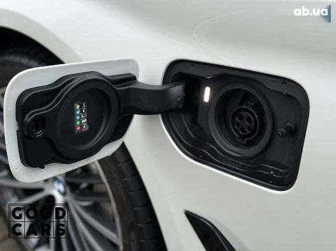 BMW 5 серия 2020 - фото 14