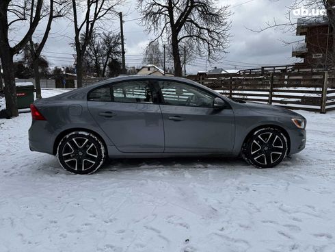 Volvo S60 2016 серый - фото 12