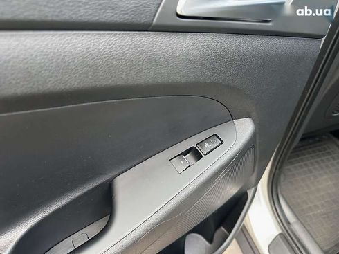 Hyundai Tucson 2017 - фото 17