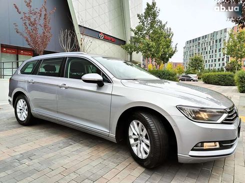 Volkswagen Passat 2019 - фото 30