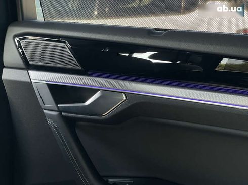 Volkswagen Touareg 2021 - фото 27