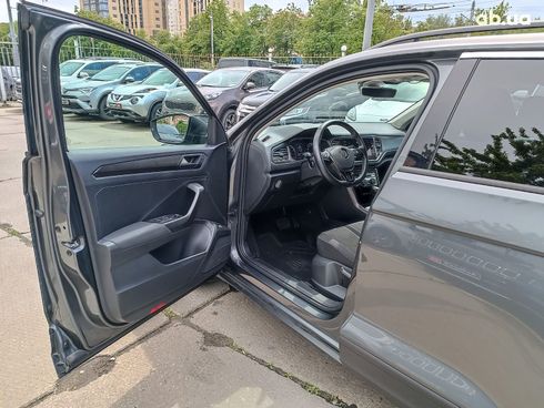 Volkswagen T-Roc 2019 серый - фото 15