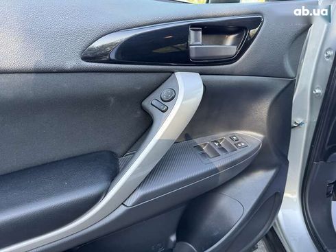 Mitsubishi Eclipse Cross 2022 - фото 10
