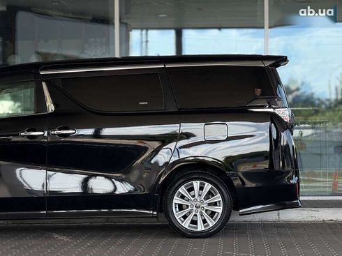 Toyota Vellfire 2017 - фото 14