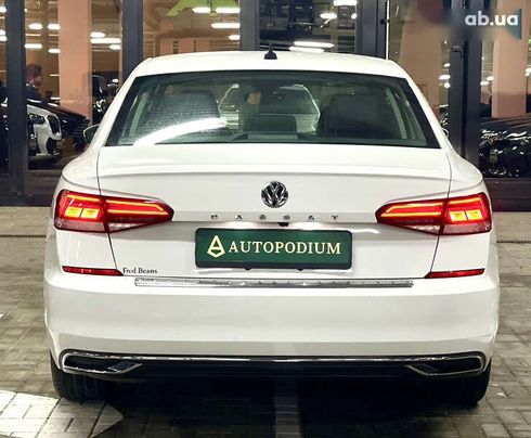 Volkswagen Passat 2020 - фото 13