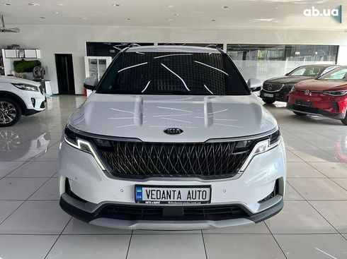 Kia Carnival 2021 - фото 2