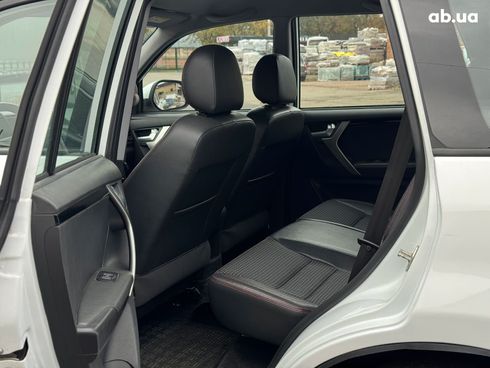Chery Tiggo 3 2017 белый - фото 27