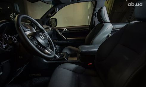 Lexus GX 2023 - фото 11