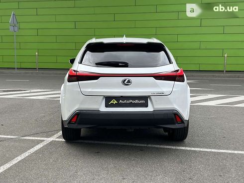 Lexus UX 2021 - фото 10