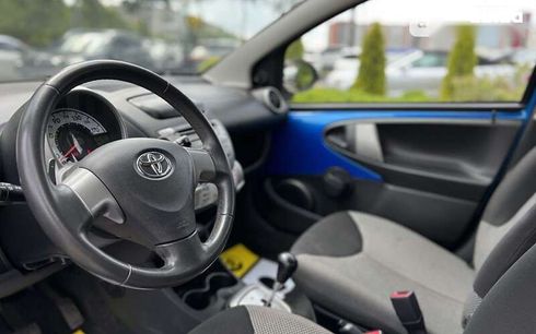 Toyota Aygo 2013 - фото 13