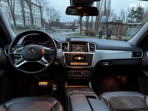 Mercedes-Benz M-Класс 2013 черный - фото 26