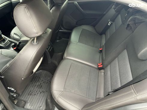 Skoda Octavia 2008 черный - фото 14