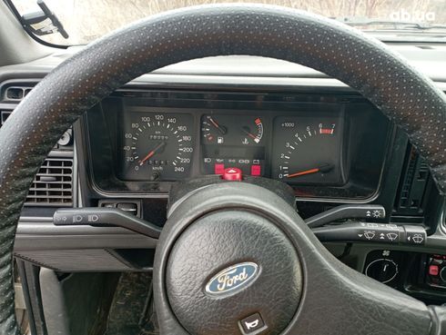 Ford Sierra 1989 серебристый - фото 8