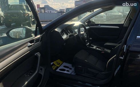 Volkswagen Passat 2015 - фото 24