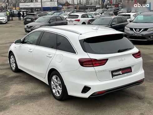 Kia Cee'd 2022 - фото 9