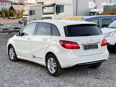 Mercedes-Benz B-Class 2016 - фото 5