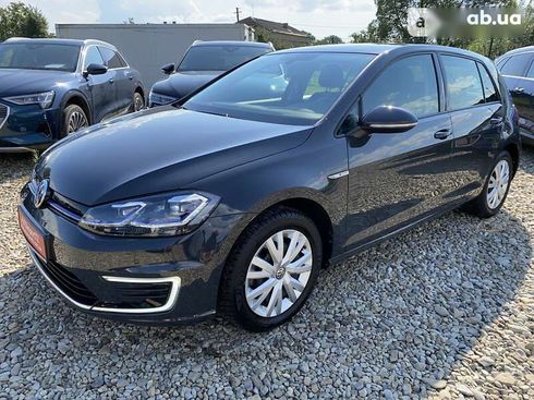 Volkswagen e-Golf 2020 - фото 4