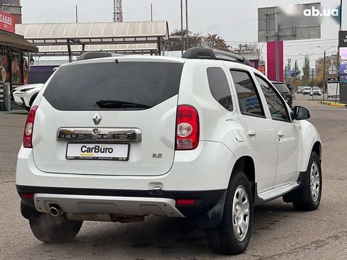 Renault Duster 2014 - фото 12