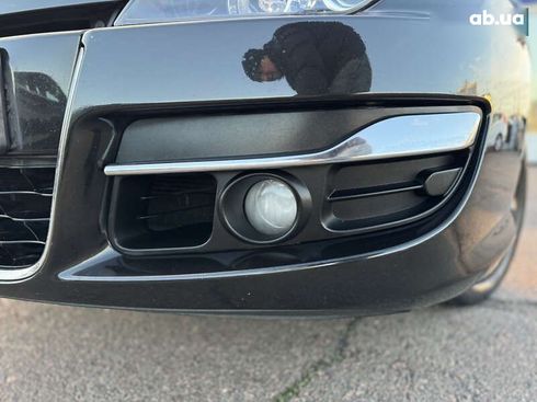 Renault Laguna 2011 - фото 23