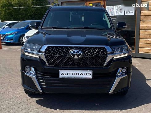 Toyota Land Cruiser 2020 - фото 2