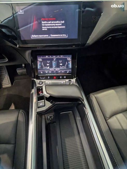 Audi E-Tron 2022 - фото 23