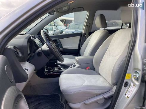Toyota RAV4 2012 - фото 19