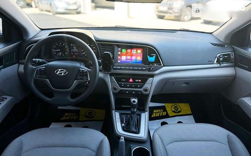 Hyundai Elantra 2017 - фото 12