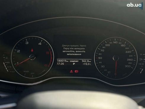 Audi A4 2017 - фото 29