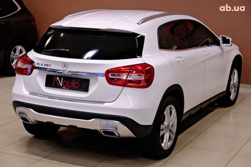 Mercedes-Benz GLA-Класс 2018 белый - фото 5