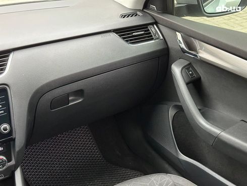 Skoda Octavia 2018 серый - фото 17