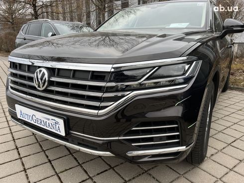 Volkswagen Touareg 2022 - фото 2