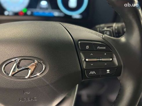 Hyundai Kona Electric 2021 - фото 18